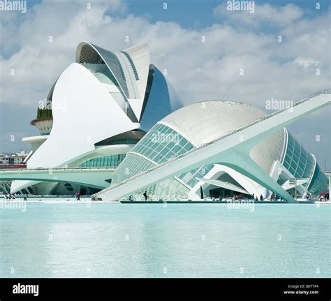 santiago calatrava construction.